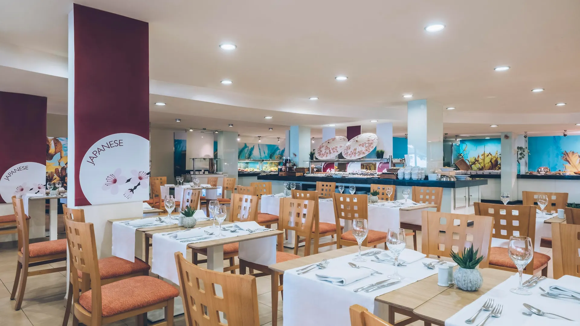 Iberostar Waves Pinos Park Hotel Font de sa Cala Spain