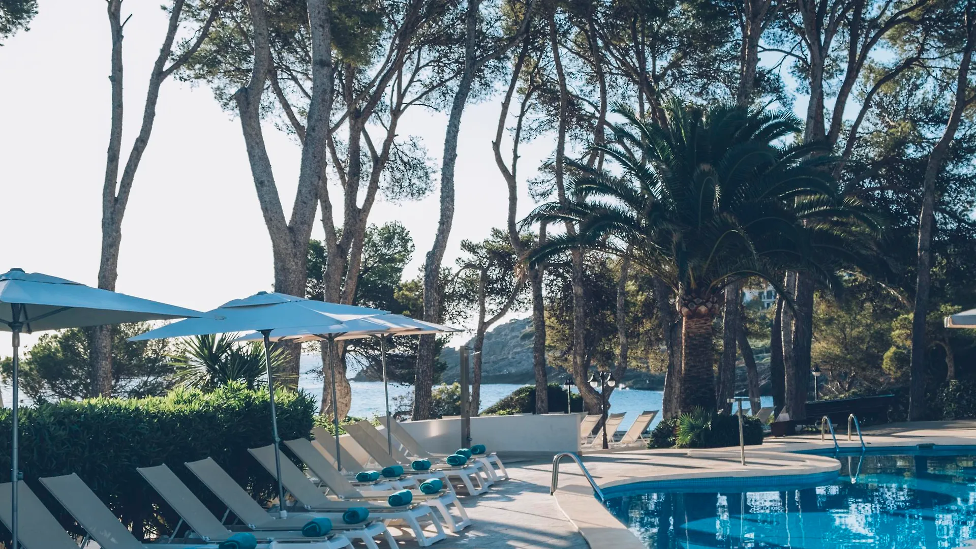 Iberostar Waves Pinos Park Hotel Font de sa Cala
