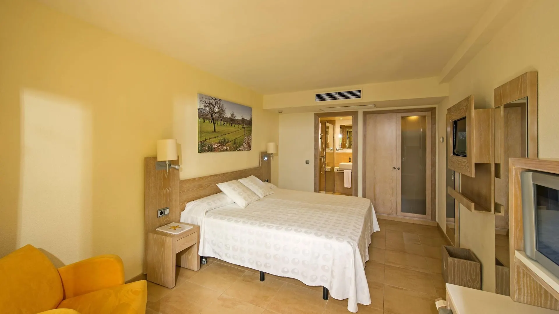 Hotel Iberostar Pinos Park Font de sa Cala
