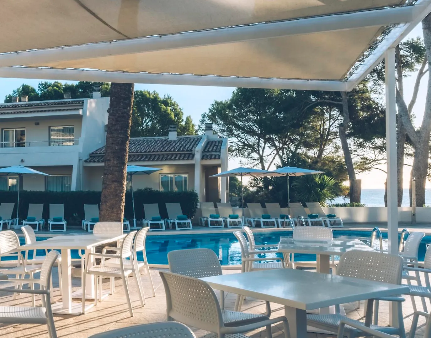 Hotel Iberostar Pinos Park Font de sa Cala España